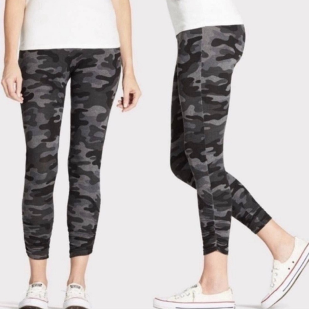 Sundry Black & Gray Camo Ruched Leggings, size M or 2 - see chart